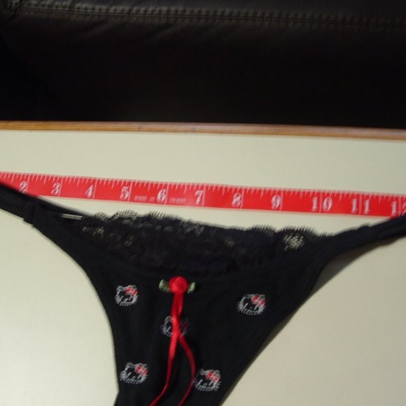 Hello Kitty Thong Pantie Hello Kitty Sanrio thong - Picture 3 of 12